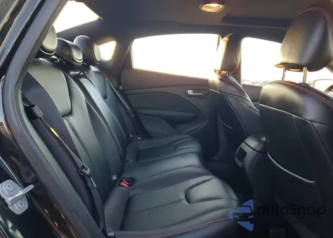 2015 Dodge Dart Gt z USA, uszkodzony, nr VIN 1C3CDFEB7FD244040